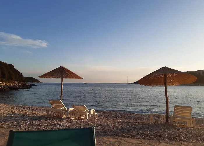 Pjescana Uvala App. Tea Apartament *