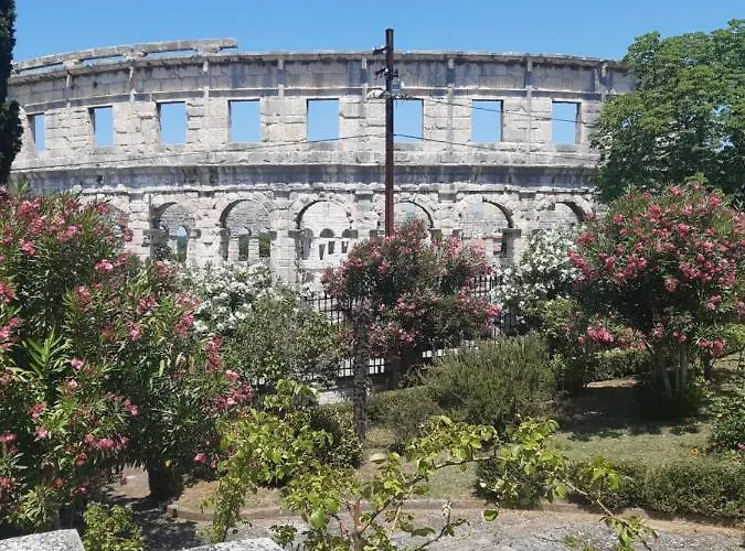 Pjescana Uvala App. Tea Apartament Pula