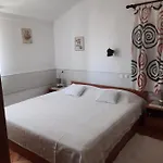 Pjescana Uvala App. Tea Διαμέρισμα Πούλα